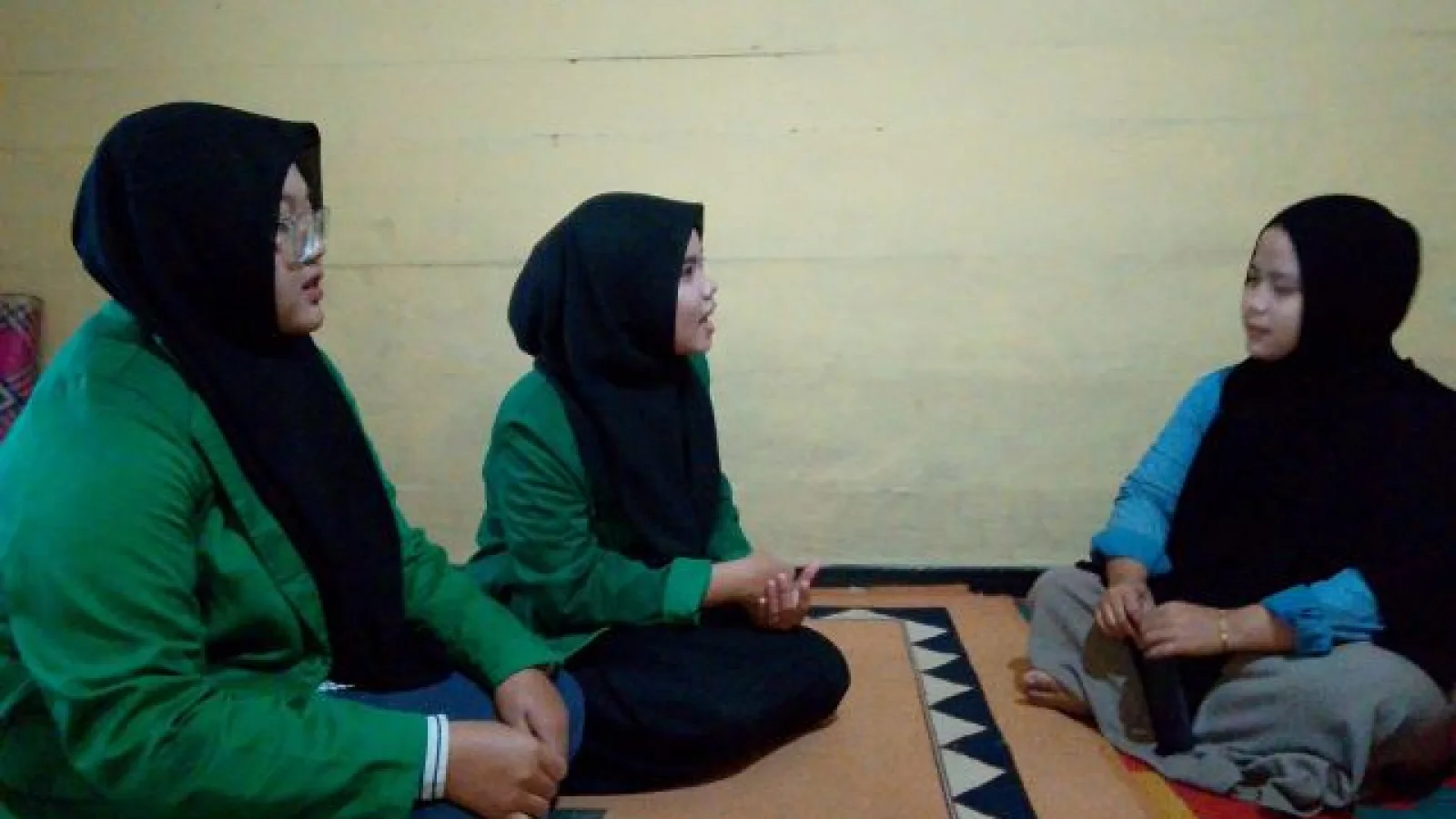 PKM Hari Kedua, Mahasiswa Gali Persepsi Masyarakat Terkait Destinasi Wisata di Lokop