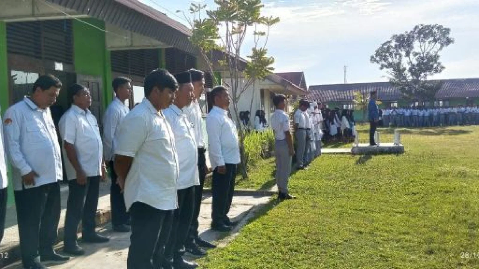 Dosen FUAD IAIN Langsa Mengisi Apel Senin di MAN 1 Langsa dalam Program FUAD Rihlah Madrasah