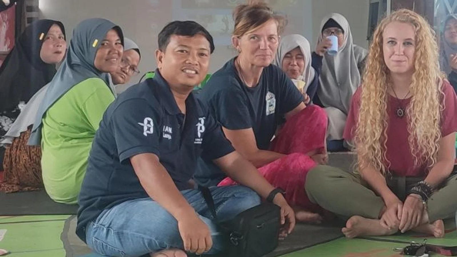 Kunjungan Humas FUAD ke  Volunteer International