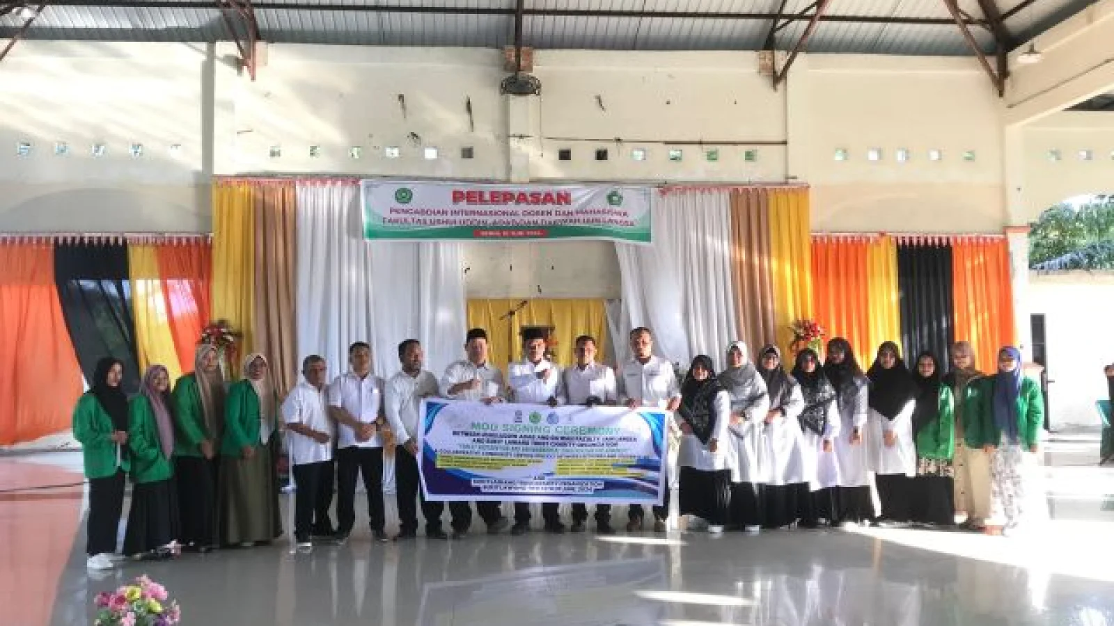 Siska Laini, Mahasiswa PPI Ikuti Pengabdian Internasional di Bukit Lawang
