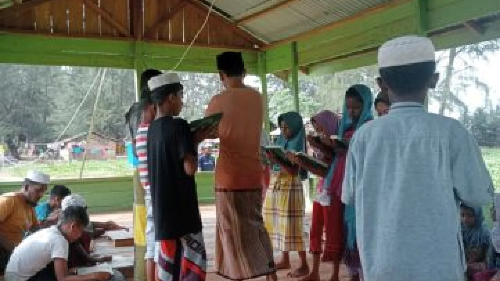Mahasiswa Program Studi Pemikiran Politik Islam IAIN Langsa Berkunjung ke Kamp Pengungsi Rohingya bersama UNHCR