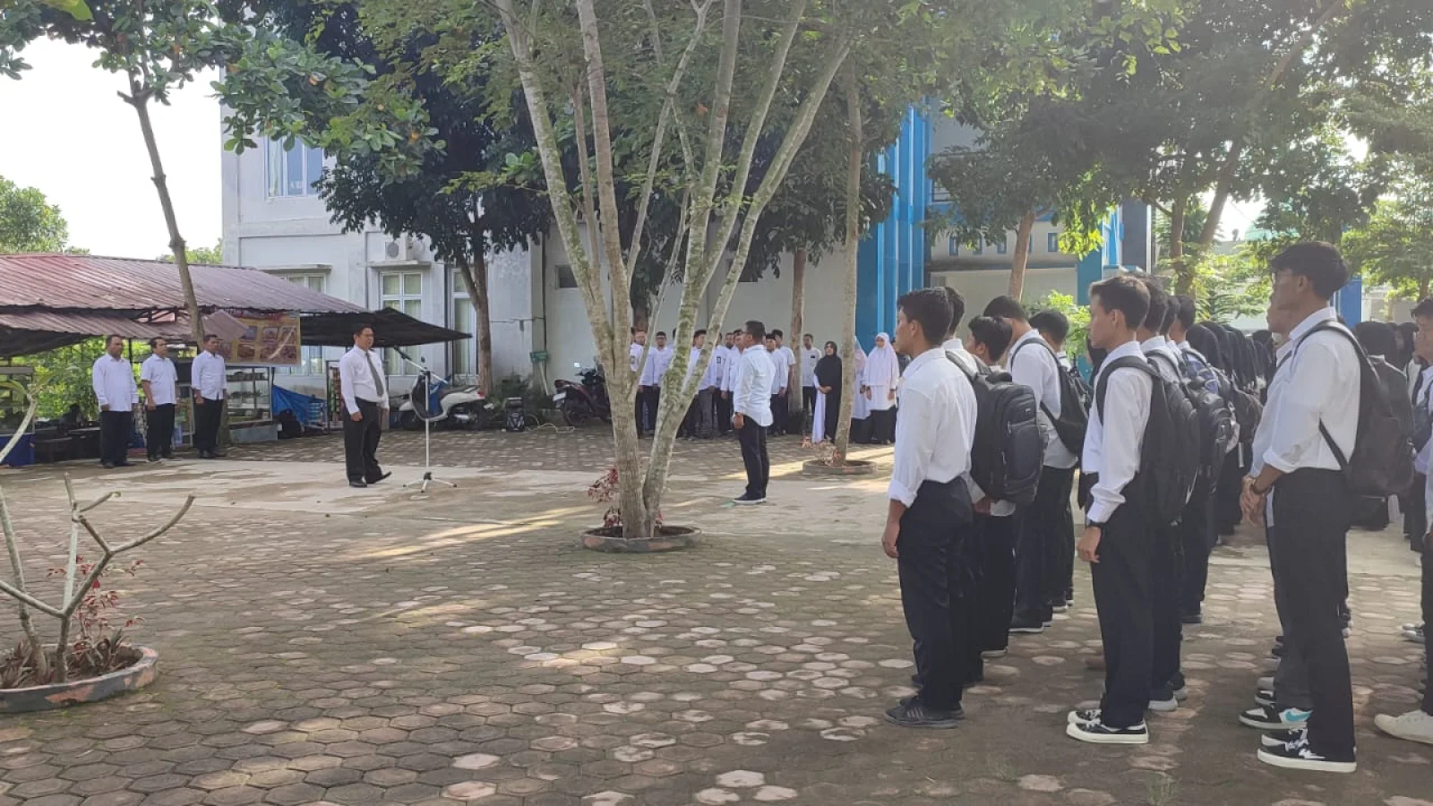 Apel pagi menyambut hari pertama Perkuliahan Semester Ganjil  Tahun Akademik 2023-2024