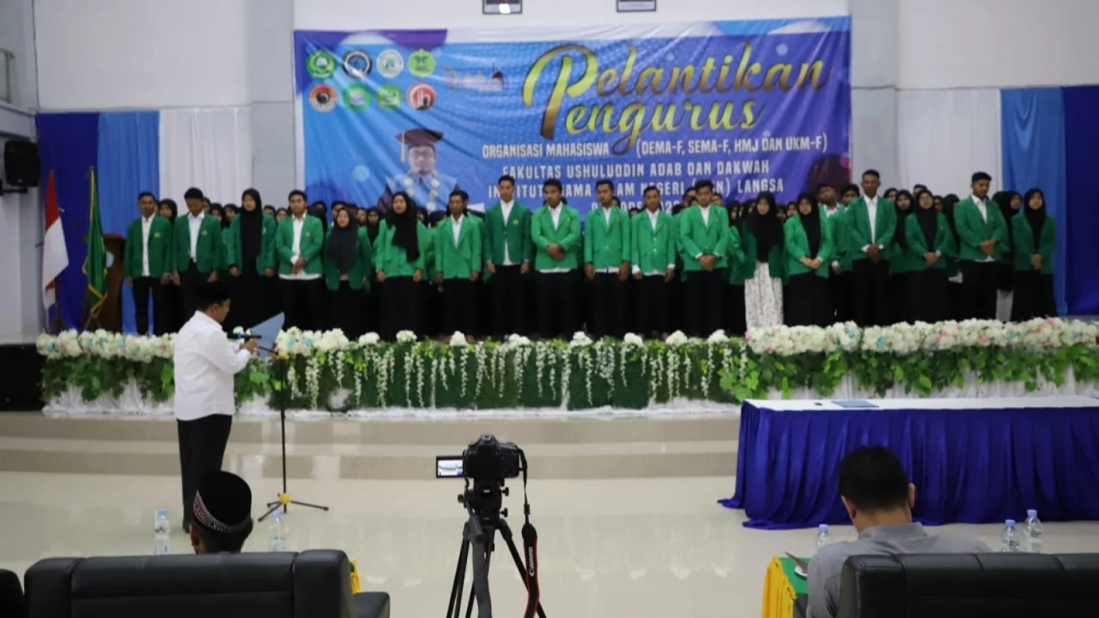 DEKAN FUAD LANTIK PENGURUS ORMAWA FUAD