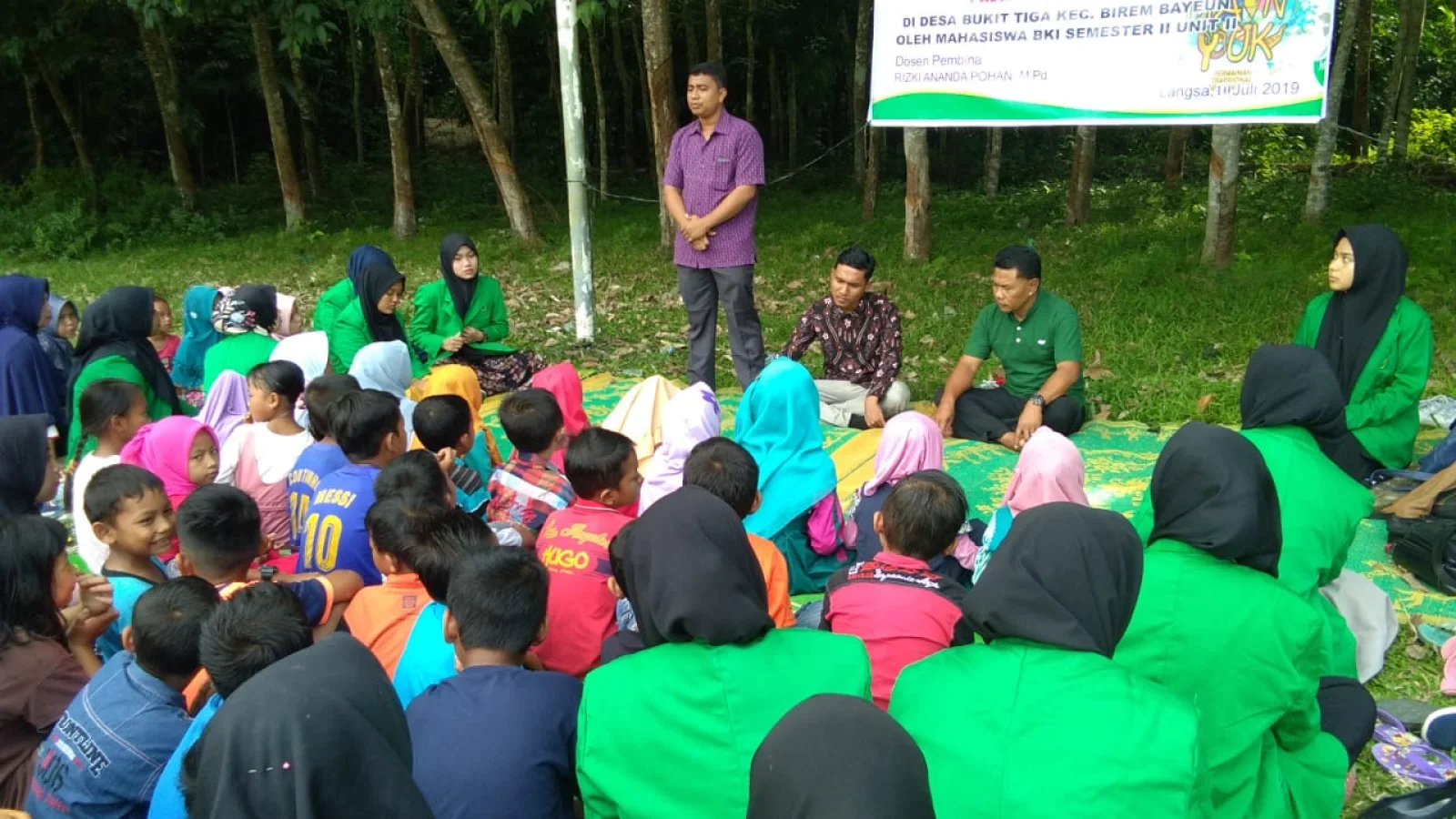 Mencegah Anak Kecanduan Gadget: Mahasiswa BKI adakan Program Sosisalisasi Permainan Tradisional