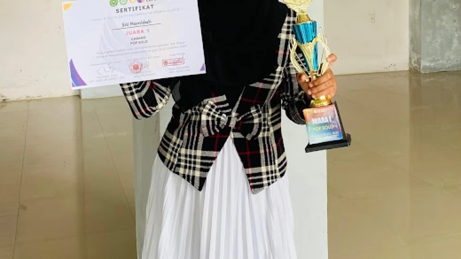 Kembali, Siti Hamidah Juara 1 Lomba Pop Solo