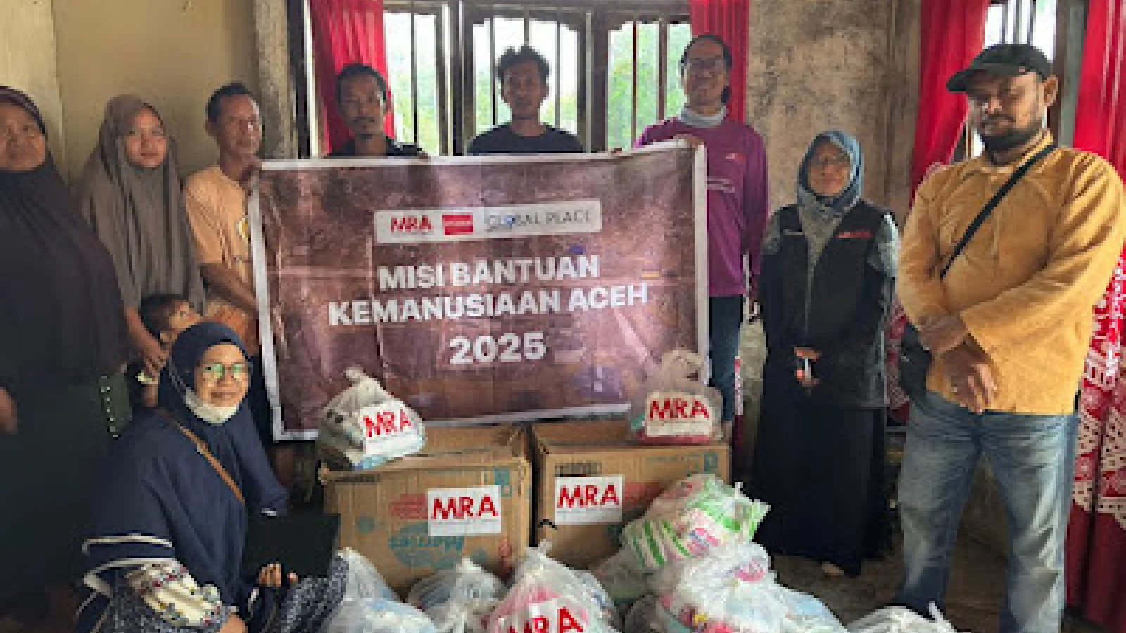 Tanggap Darurat Aceh Tamiang, Sabrida M. Ilyas Bersama MRA Malaysia Salurkan Sembako bagi Korban Banjir