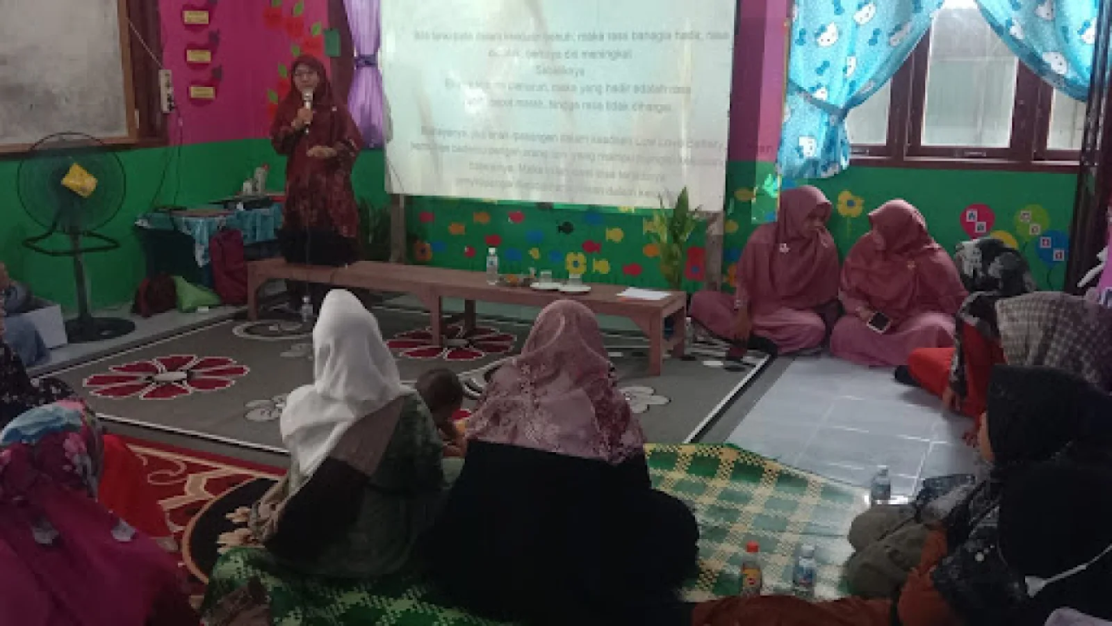 Dosen Psikologi Islam Berikan Pelatihan Parenting "Mendidik Anak dengan Cinta"