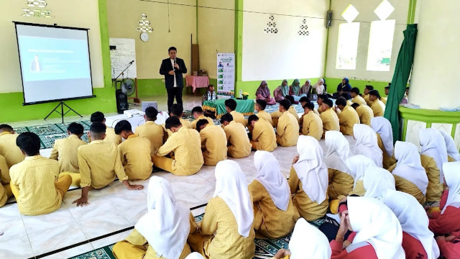 Kaprodi Psikologi Islam Ajak Siswa MAN 1 Aceh Timur Rancang Perencanaan Akademik dan Karier