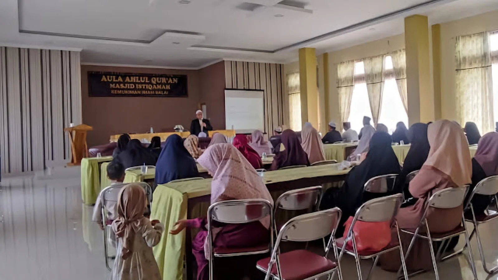 Menjadi Narasumber Kegiatan Ahad Mengaji, Dedy Surya Bahas Keluarga Sakinah Perspektif Psikologi Islam