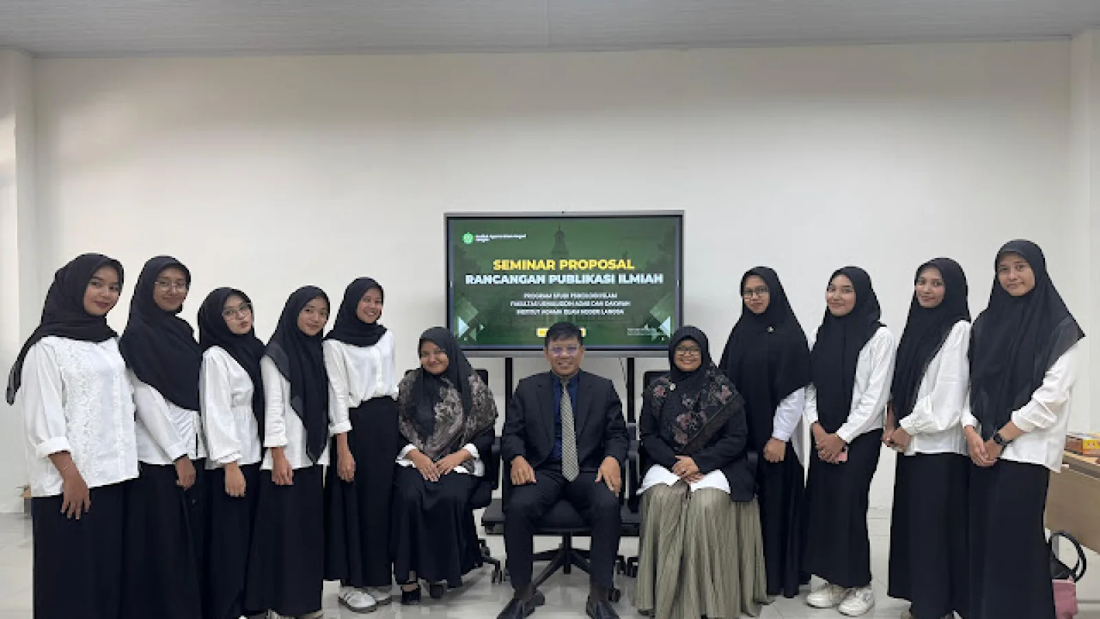 Sukses Laksanakan Seminar, Mahasiswa Psikologi Islam Siap Publikasikan Artikel Ilmiahnya