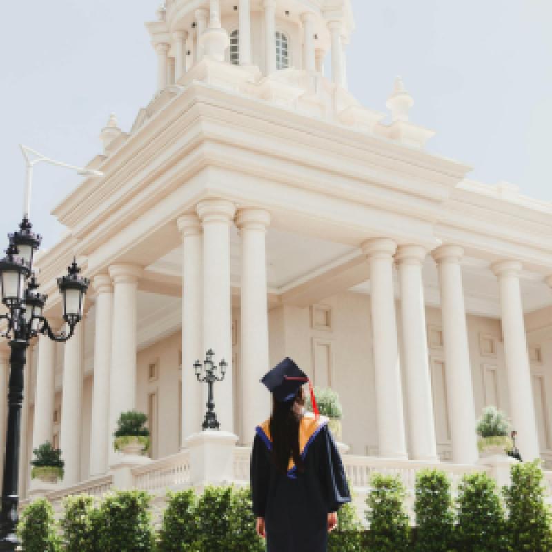 pexels-monirathnak-13632459