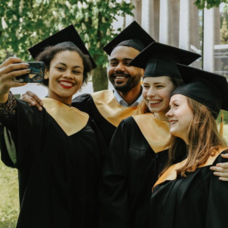 pexels-olia-danilevich-8092999