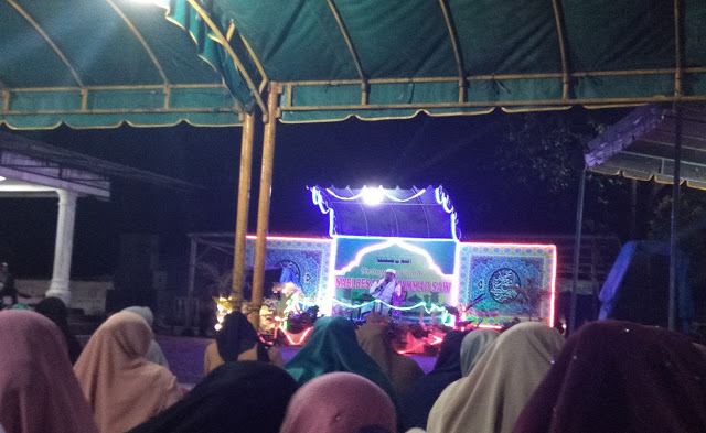 DEKAN FUAD IAIN LANGSA ISI CERAMAH MAULID DI PTPN 1