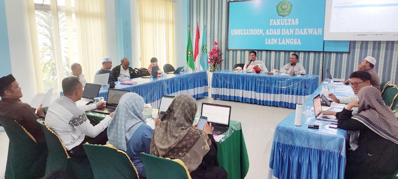 Rapat Persiapan Akreditasi Unggul Prodi Komunikasi dan Penyiaran Islam Tahun 2026 di IAIN Langsa