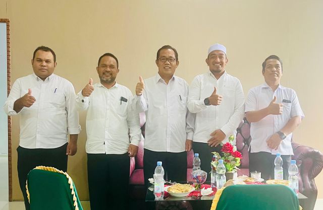 Silaturahmi Mantan Dekan, Eratkan Kebersamaan di FUAD