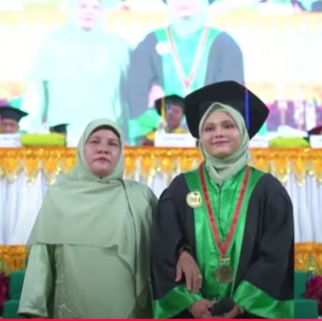 Mahasiswa IAT Meraih BEASISWA PENUH dari Rektor