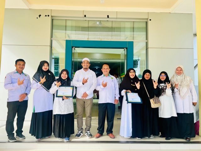 PRODI BIMBINGAN DAN KONSELING ISLAM TERIMA PENGHARGAAN SEBAGAI PRODI TERFAVORIT DI JALUR SPAN-PTKIN DAN UM-PTKIN 2025