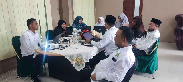 Fakultas Ushuluddin, Adab dan Dakwah IAIN Langsa Gelar Rapat Kurikulum OBE pada Prodi IAT dan IH