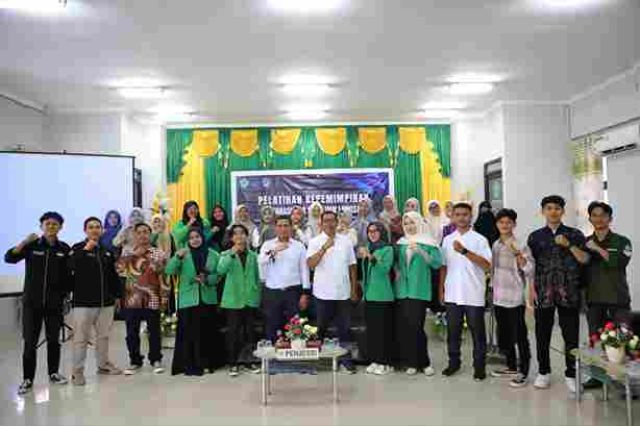 DEMA FUAD Gelar Pelatihan Kepemimpinan Bagi Ormawa